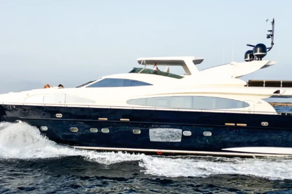 Astondoa 102 GLX LE TRIBIZA IBIZA YATCH RENTAL